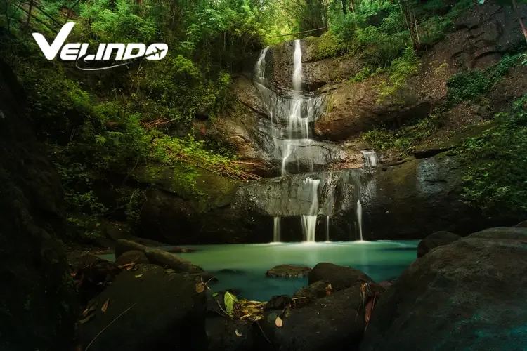 tempat wisata di bintan Air Terjun Gunung Bintan